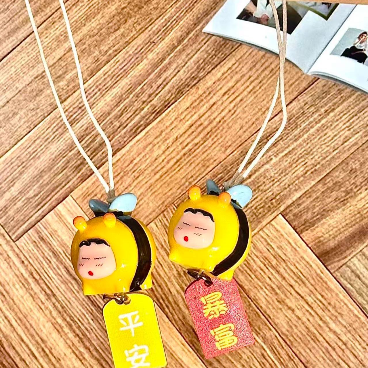 Crayon Shin-chan Bee Cosplay F - Car Accessories Unique review and price